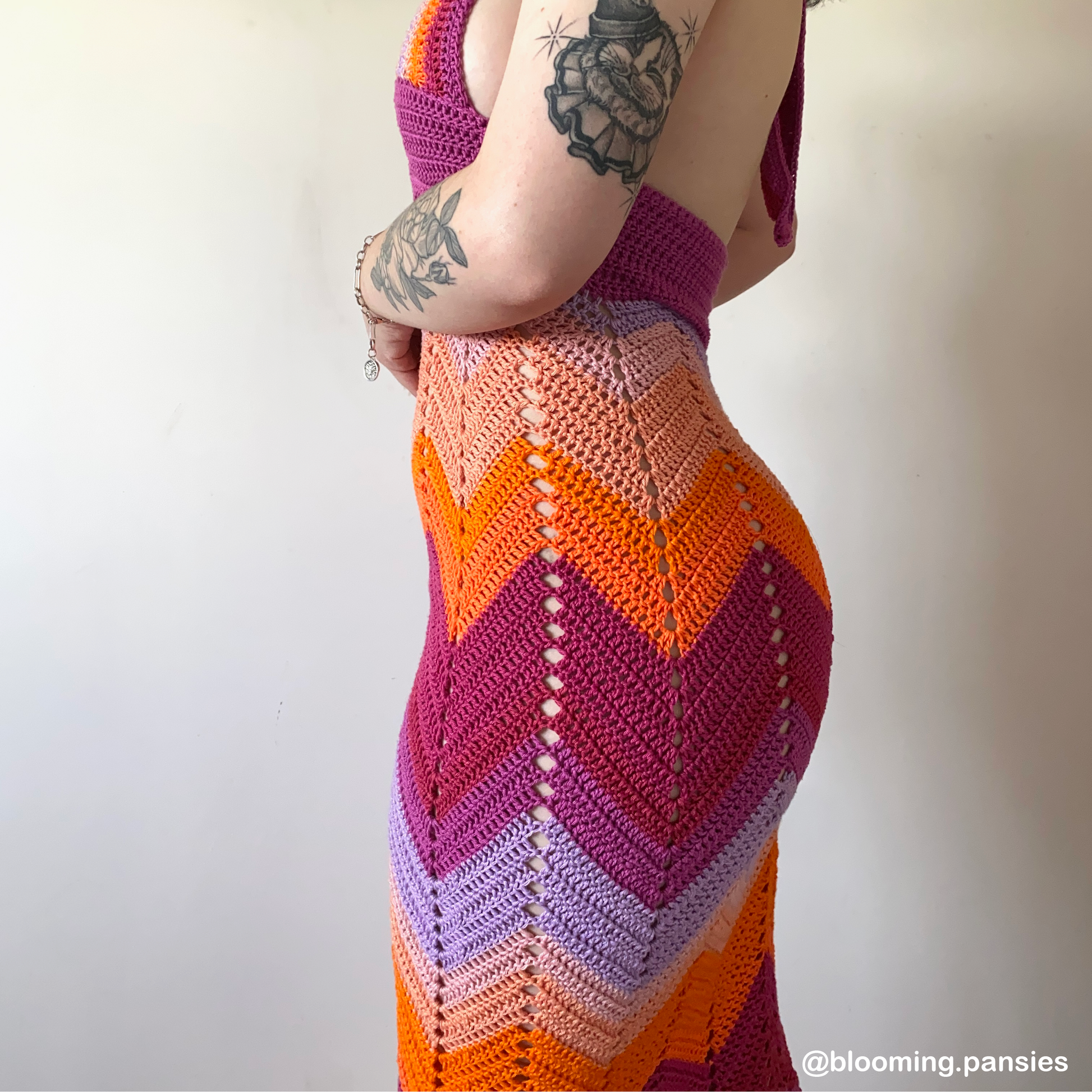 The 70s dress // Crochet pattern The Polisher Project The 70s dress // Crochet pattern The Polisher Project